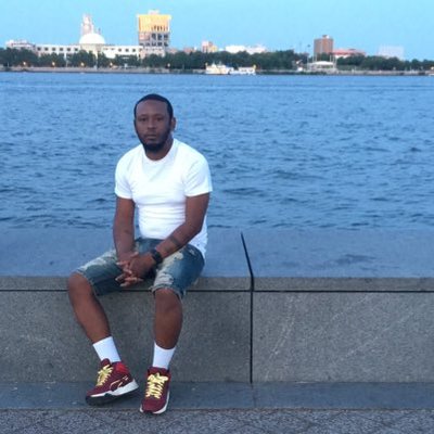 Profile Picture of Shad' Moore (@always_cool_ski) on Twitter