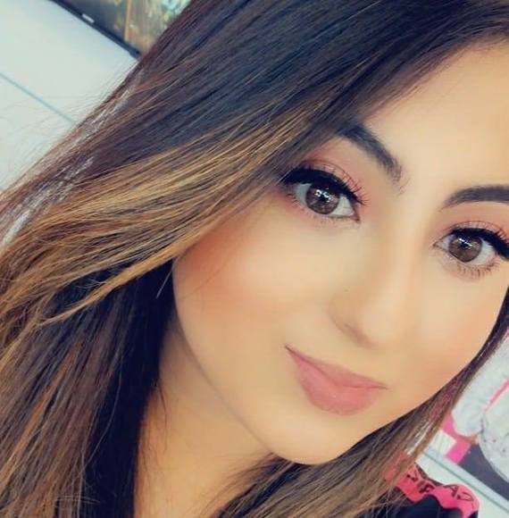 Profile Picture of Chantel Ortega (@chantii_123) on Poshmark