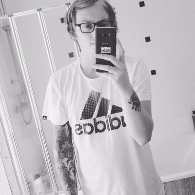 Profile Picture of Joshua Dingle (@JoshuaTiide) on Twitter