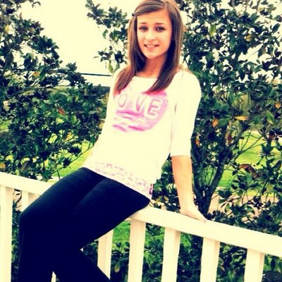 Profile Picture of Cheyenne Applegate❤ (@cheyenneapplega) on Twitter