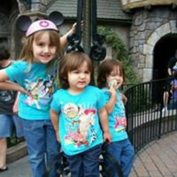 Profile Picture of Erica Kumfer (@ekumfer) on Poshmark