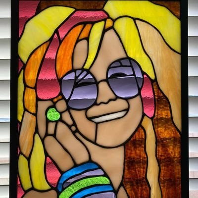 Profile Picture of Sharon Mckenney Lucas  🐝 😊 🌊 💯 (@MckenneyLucas) on Twitter