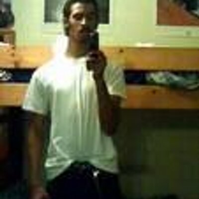 Profile Picture of Chris Holleman (@prettyboy008) on Twitter