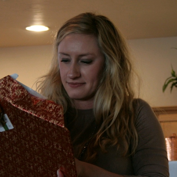 Profile Picture of Kayla Wilczek (@kaylaw9394) on Poshmark