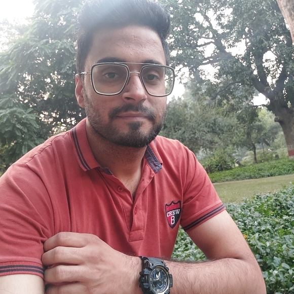 Profile Picture of Rahul Malik (@rahulmalikzx) on Poshmark