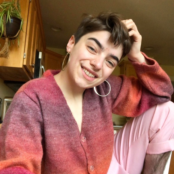 Profile Picture of March Steiger (@idesmarch) on Poshmark