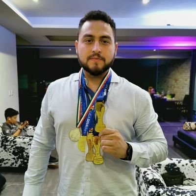 Profile Picture of Adrian Aldape (@Adrian_Ibalda) on Twitter