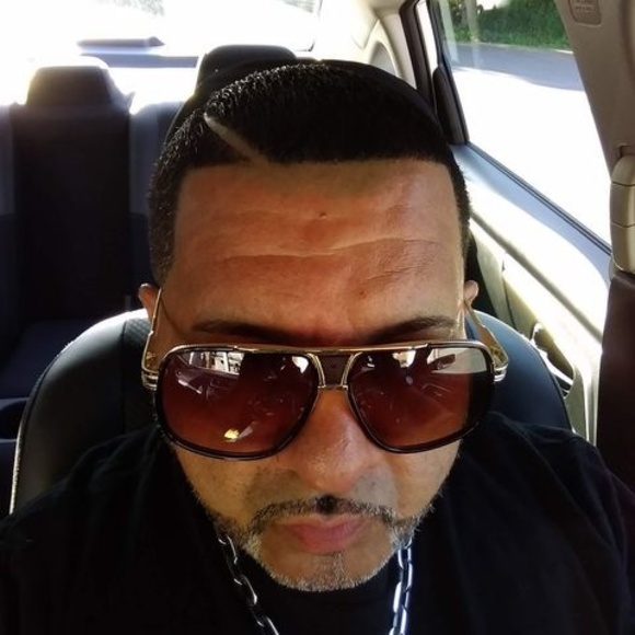 Profile Picture of Ben Romero (@benromero207) on Poshmark