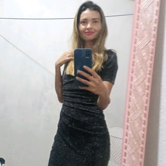 Profile Picture of lenna reis (@lennareis6) on Tiktok