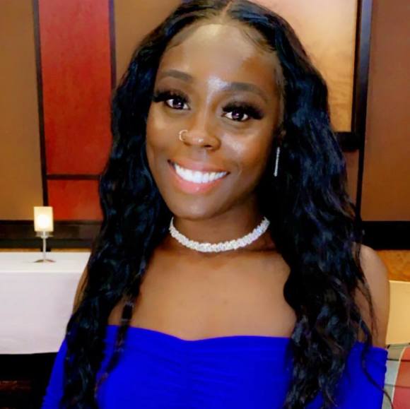Profile Picture of Jae Thompson (@iamjadaisha) on Poshmark