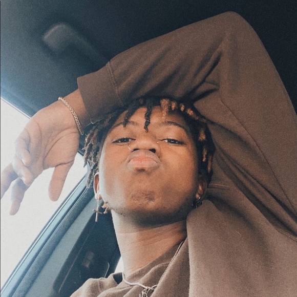 Profile Picture of Myles Millender (@myles_mm) on Poshmark