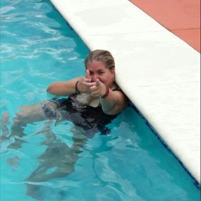 Profile Picture of Mirna Andrade (@mcastillo0212) on Twitter