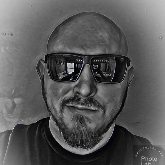 Profile Picture of Shane Kaitchuck (@skaitchuck) on Poshmark