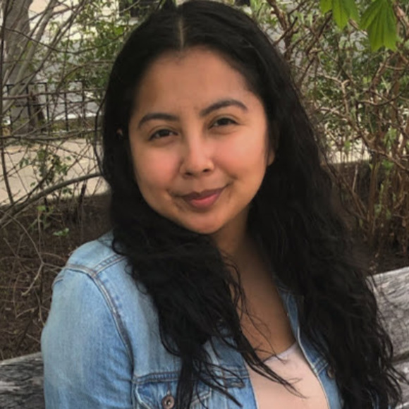 Profile Picture of Cesia Hernandez (@cesia08morales) on Poshmark