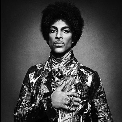 Profile Picture of Edward Swarthye 🕵 (@SchwartzSaxon) on Twitter