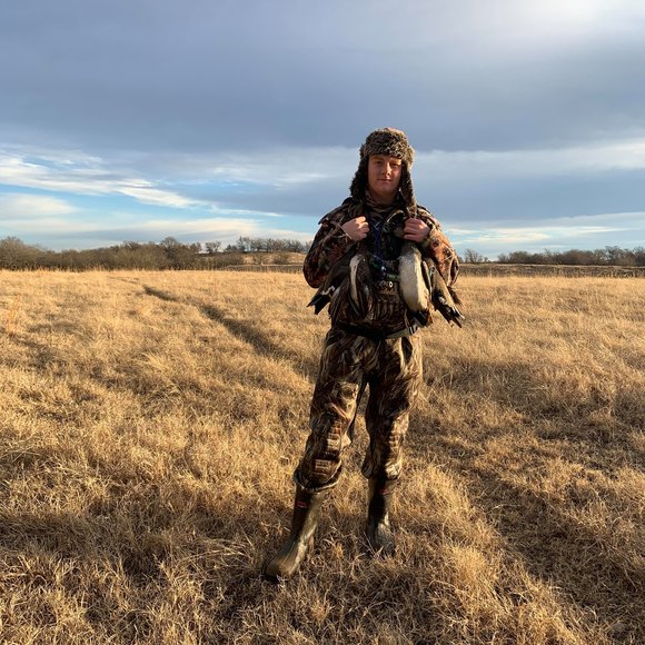 Profile Picture of Noah Sherrill (@noahsherrill) on Poshmark