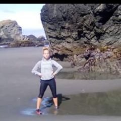 Profile Picture of Julia Hershberger (@juliahersh333) on Twitter