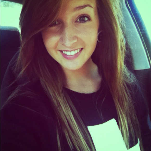 Profile Picture of Rachel Mcclard (@rachelmclovin) on Poshmark