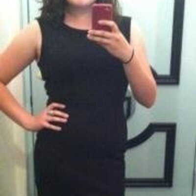 Profile Picture of Vicki Howard (@vickihoward27) on Twitter