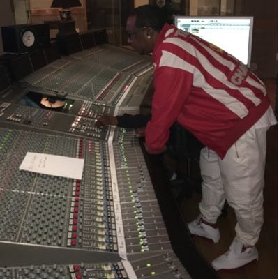 Profile Picture of GETCOOL THE PRODUCER (@@GETCOOL3000) on Twitter