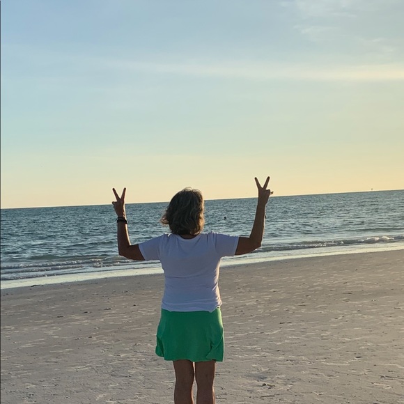 Profile Picture of Beach girl Wollersheim (@swollersheim) on Poshmark