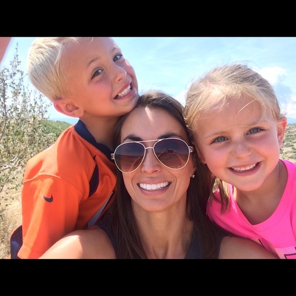 Profile Picture of Whitney Reese (@wlreese) on Poshmark