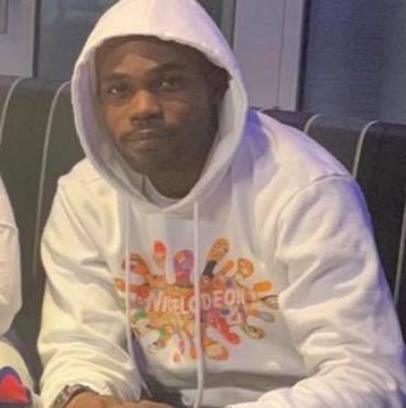 Profile Picture of John Schwartz (@thatblaze777) on Poshmark