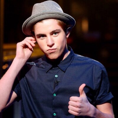 Profile Picture of I Exist!! (@SamWoolf__) on Twitter