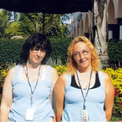 Profile Picture of Arlene   Davis (@daddysbabygirl5) on Twitter