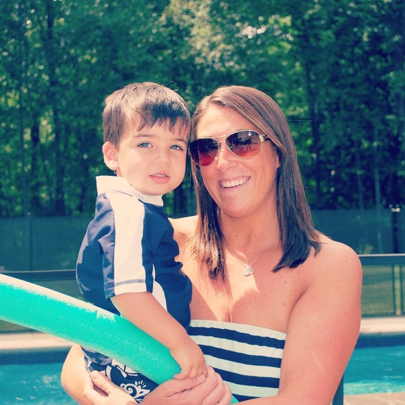 Profile Picture of Nikki Kaldawy (@ntags10) on Poshmark