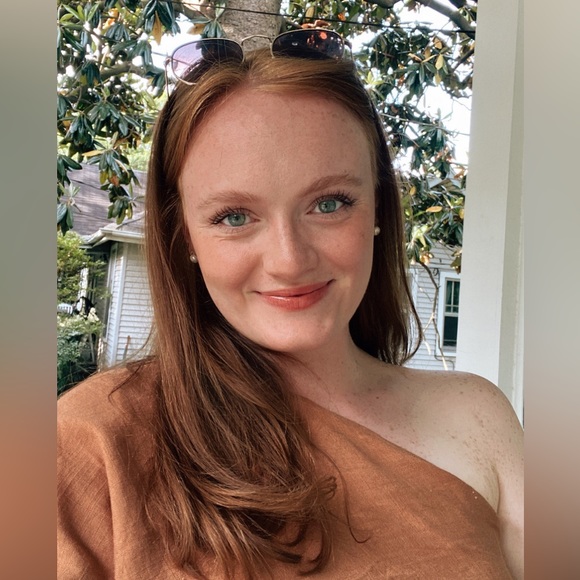 Profile Picture of Mackenzie Martin (@mhmartin2016) on Poshmark