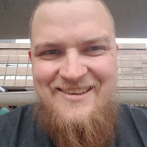 Profile Picture of Thomas Fredriksen (@thomfredev) on Twitter