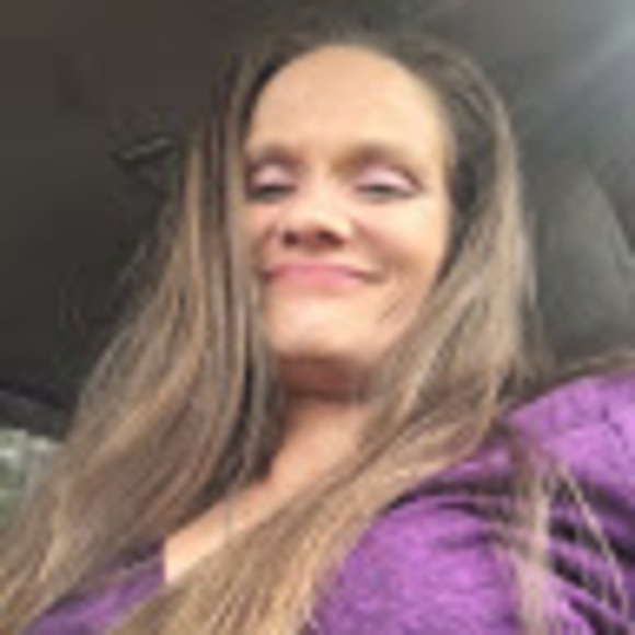 Profile Picture of Joellen Krankey (@jkrankey2018) on Poshmark