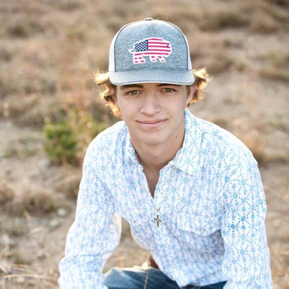 Profile Picture of Marshall Nickel (@marsh5cents) on Poshmark