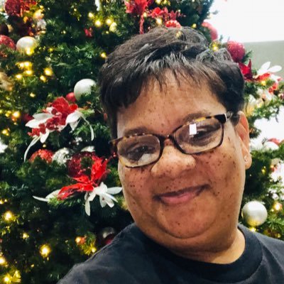 Profile Picture of @HookerSharon (@HookerSharon1) on Twitter