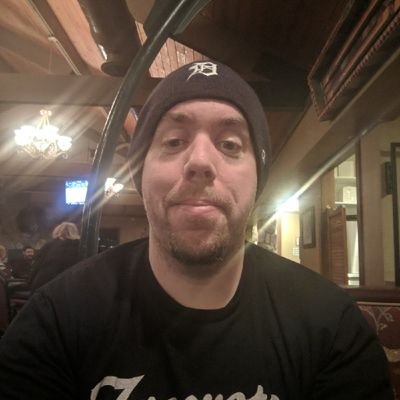 Profile Picture of Matthew Galloway (@manysidesofmatt) on Twitter