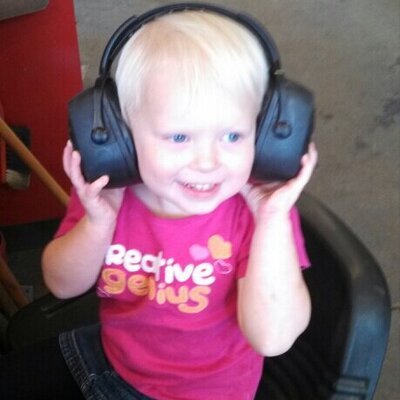 Profile Picture of Kendra L. Lund (@kendralund) on Twitter