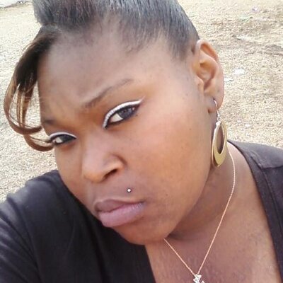 Profile Picture of Briana Sinclair (@dshawwifey1909) on Twitter