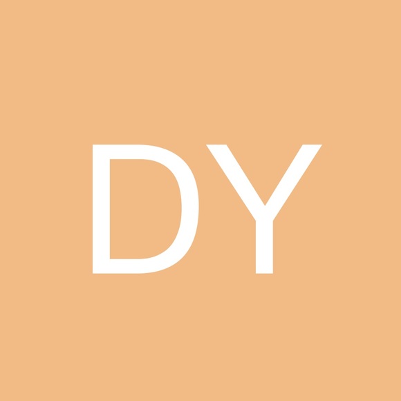 Profile Picture of Daniel Yong (@dsyong) on Poshmark