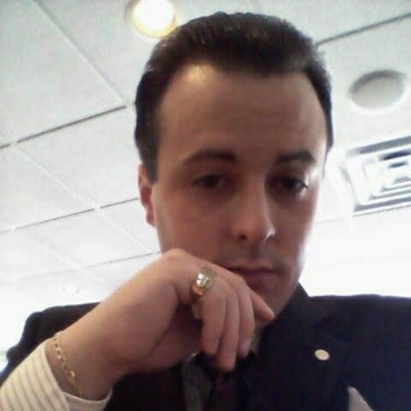 Profile Picture of Jeff Gelinas (@pepper1jeff) on Poshmark