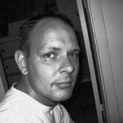 Profile Picture of David Henriksen (@thewizardx) on Twitter