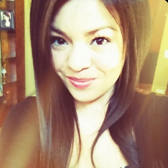 Profile Picture of Diana Contreras (@_softspoken_) on Poshmark