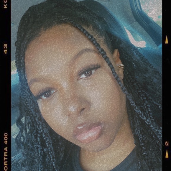 Jade Randall - Poshmark Profile Picture of Jade Randall (@jadr_jayd) on Poshmark