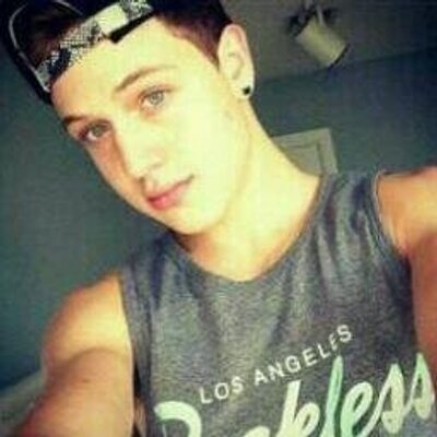 Profile Picture of Brad (@BradHaveDigBick) on Twitter
