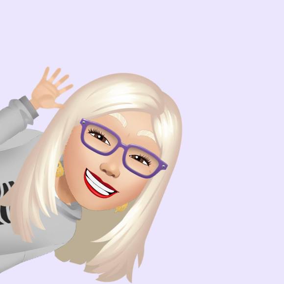 Profile Picture of Jerri ellen Foore (@ellenjerri) on Poshmark