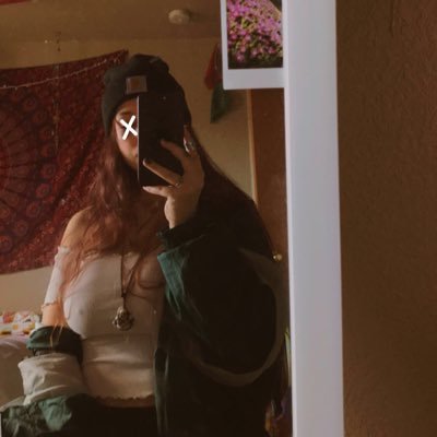 Profile Picture of Reece (@reece_julia1) on Twitter