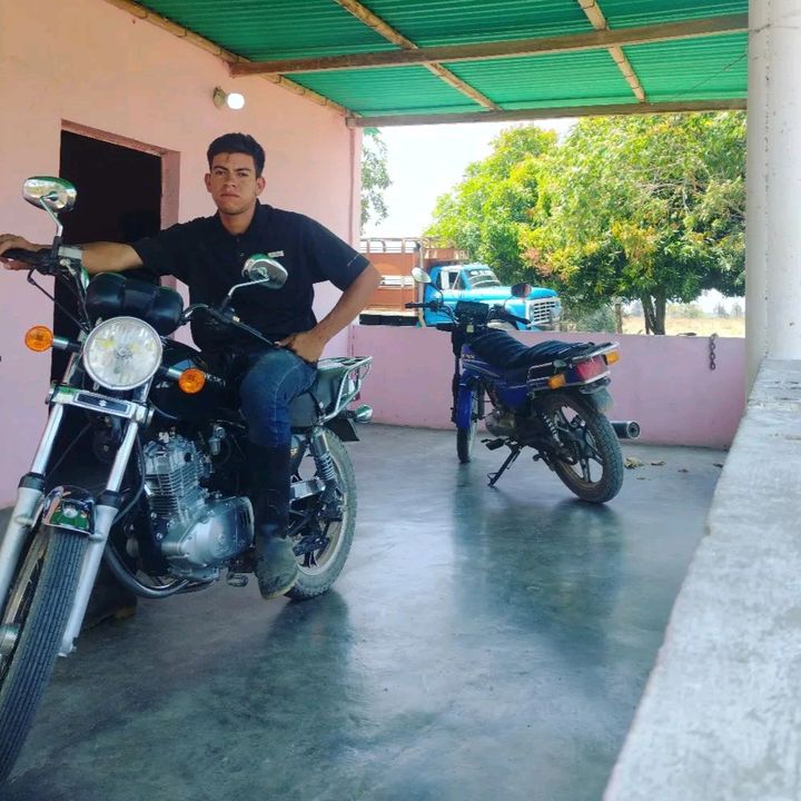 Profile Picture of RichardMeza 🖤🤍 (@michael.rodriguez6052) on Tiktok