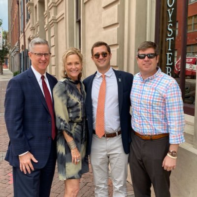 Profile Picture of Will DuBos (@willdubos) on Twitter