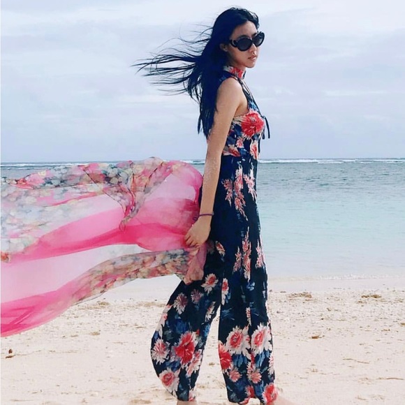 Profile Picture of Yun Zhang (@c_guan) on Poshmark