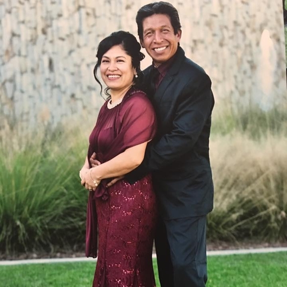 Profile Picture of Alvaro Vivar (@alvarovivar) on Poshmark